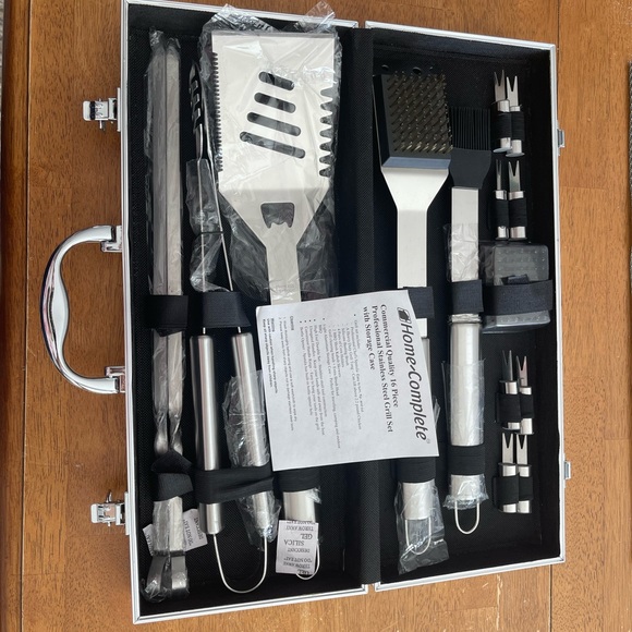 Home-Complete BBQ Accessories – 16PC Grill Set - Picture 7 of 9